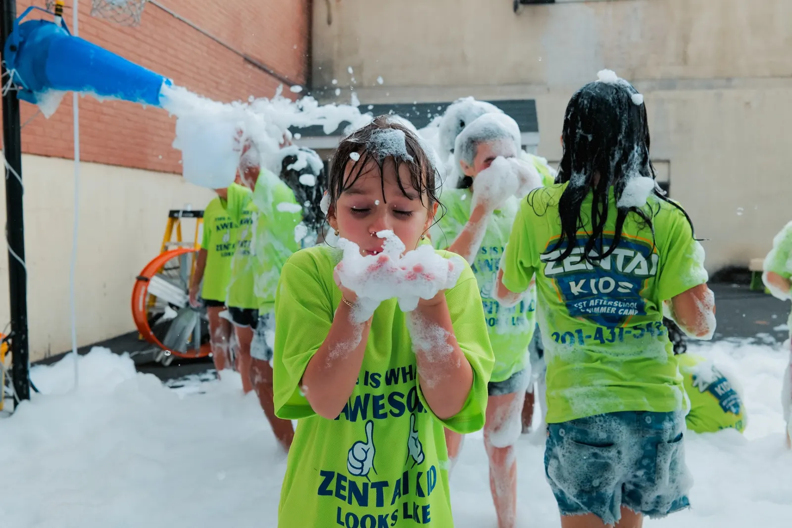 ZENTAI Summer Camp foam party